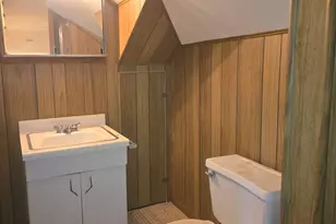 2823 N 76th Ct, Elmwood Park, IL 60707 - Photo 17