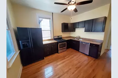 2839 N Central Park Avenue, Chicago, IL 60618 - Photo 3
