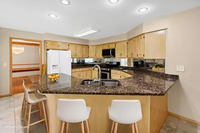 193 Rosedale Court, Bloomingdale, IL 60108 - Photo 7