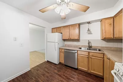 5740 Concord Lane #13, Clarendon Hills, IL 60514 - Photo 11