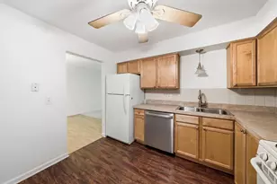 5740 Concord Ln, Clarendon Hills, IL 60514 - Photo 11