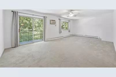 5740 Concord Lane #13, Clarendon Hills, IL 60514 - Photo 3