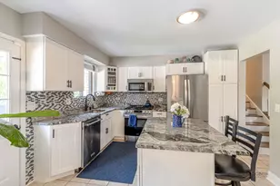 333 Killdeer Rd, Bloomingdale, IL 60108 - Photo 11