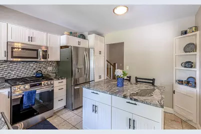 333 Killdeer Road, Bloomingdale, IL 60108 - Photo 13