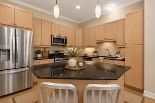 819 Foster St, Evanston, IL 60201 - Photo 7