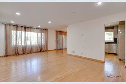 920 Lee Court, Buffalo Grove, IL 60089 - Photo 7