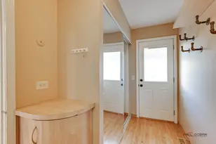 920 Lee Ct, Buffalo Grove, IL 60089 - Photo 25