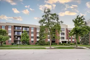 212 W St Charles Rd, Lombard, IL 60148 - Photo 1