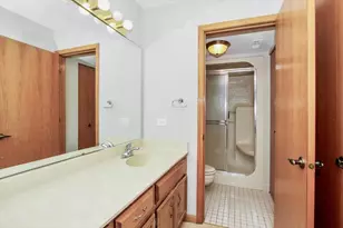 212 W St Charles Rd, Lombard, IL 60148 - Photo 21