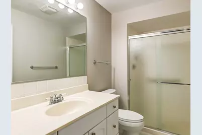 701 Lake Hinsdale Drive #412, Willowbrook, IL 60527 - Photo 17