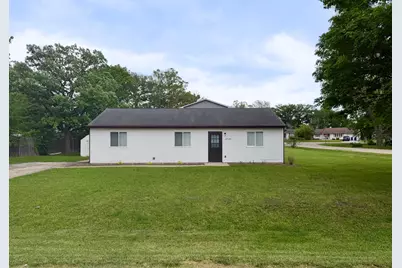 37125 N Summerfield Drive, Lake Villa, IL 60046 - Photo 1