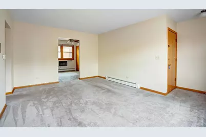 8444 W Gregory Street #3B, Chicago, IL 60656 - Photo 5