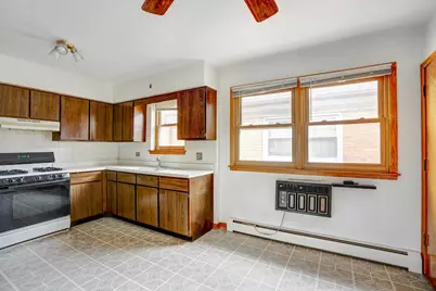 8444 W Gregory Street #3B, Chicago, IL 60656 - Photo 3