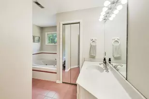24W066 St Charles Rd, Wheaton, IL 60187 - Photo 19
