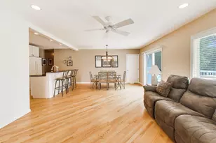 24W066 St Charles Rd, Wheaton, IL 60187 - Photo 15