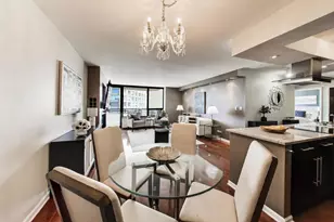 3930 N Pine Grove Ave, Chicago, IL 60613 - Photo 5