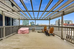 650 N Morgan St, Chicago, IL 60642 - Photo 21