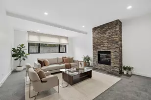 1445 W Grand Ave, Chicago, IL 60642 - Photo 17