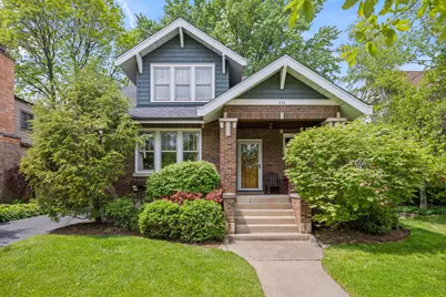 226 S Walnut Avenue, Arlington Heights, IL 60005 - Photo 1