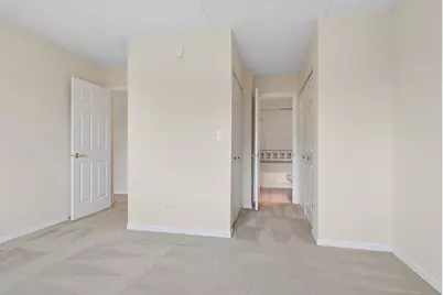 1 Bloomingdale Place #220, Bloomingdale, IL 60108 - Photo 11