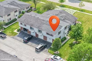 2 Dennis Ct, Schaumburg, IL 60193 - Photo 19