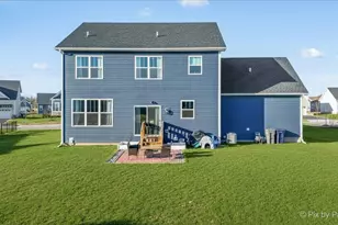 3553 Doral Dr, Elgin, IL 60124 - Photo 3