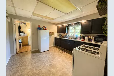 401 Daniels Street, Wilmington, IL 60481 - Photo 3
