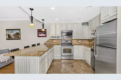 211 E Ohio Street #621, Chicago, IL 60611 - Photo 3