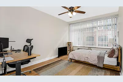 211 E Ohio Street #621, Chicago, IL 60611 - Photo 9