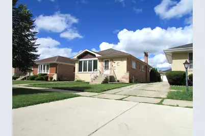 4620 N Overhill Avenue, Norridge, IL 60706 - Photo 1