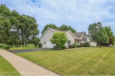 480 N Aspen Drive, Cortland, IL 60112 - Photo 3