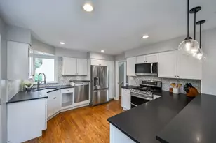 312 Spring Ave, Glen Ellyn, IL 60137 - Photo 9