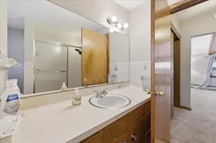 616 Seneca Dr, Aurora, IL 60506 - Photo 21