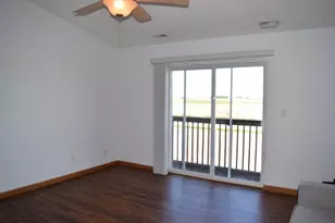 565 N Strack St, Cortland, IL 60112 - Photo 3