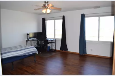 565 N Strack Street #302, Cortland, IL 60112 - Photo 9