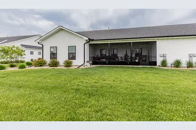 807 E Thompson Street, Princeton, IL 61356 - Photo 5