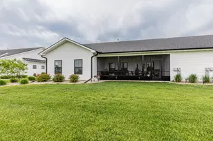 807 E Thompson St, Princeton, IL 61356 - Photo 5