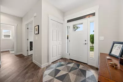 104 Larking Avenue, Dekalb, IL 60115 - Photo 5