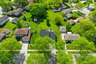254 Woodville Ln, Schaumburg, IL 60193 - Photo 35