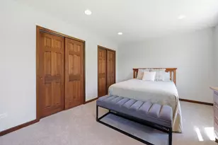 254 Woodville Ln, Schaumburg, IL 60193 - Photo 17