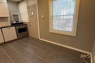 2448 E 74th St, Chicago, IL 60649 - Photo 11