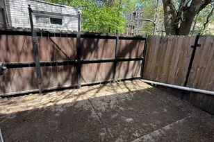 2448 E 74th St, Chicago, IL 60649 - Photo 37