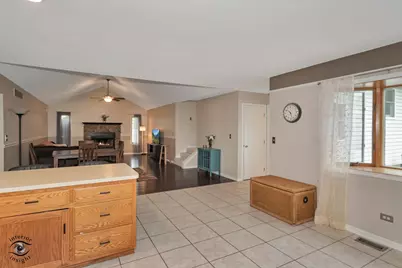 15530 Donegal Drive, Manhattan, IL 60442 - Photo 9