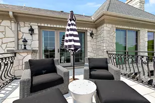 8611 Crest Ct, Burr Ridge, IL 60527 - Photo 51
