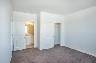 4283 Chelsea Mnr Cir, Aurora, IL 60504 - Photo 3