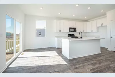 4283 Chelsea Manor Circle #4283, Aurora, IL 60504 - Photo 7