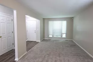 7416 Ascot Ct, Joliet, IL 60431 - Photo 13