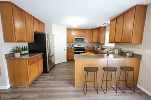 7416 Ascot Ct, Joliet, IL 60431 - Photo 17