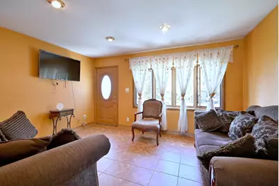 108 Cedar Circle, Streamwood, IL 60107 - Photo 3