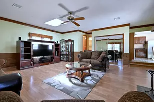 108 Cedar Cir, Streamwood, IL 60107 - Photo 11